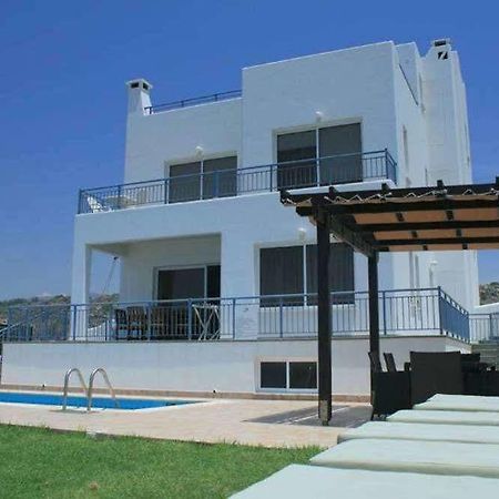 Blue Coral Beach Villas Pafos Exterior foto