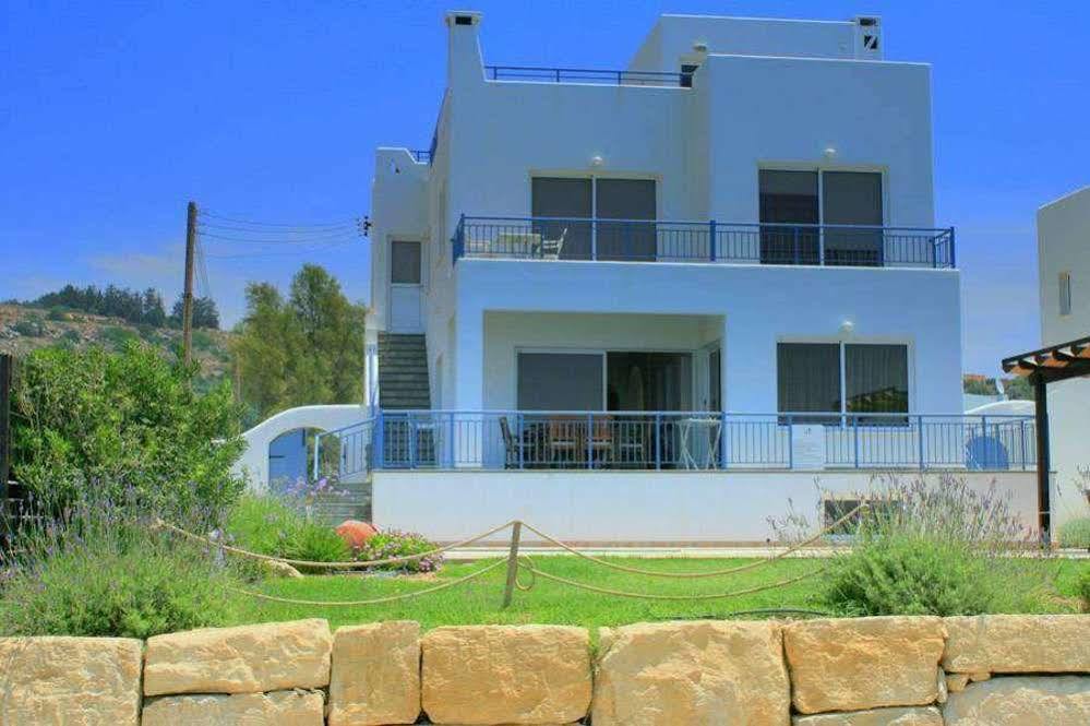 Blue Coral Beach Villas Pafos Exterior foto