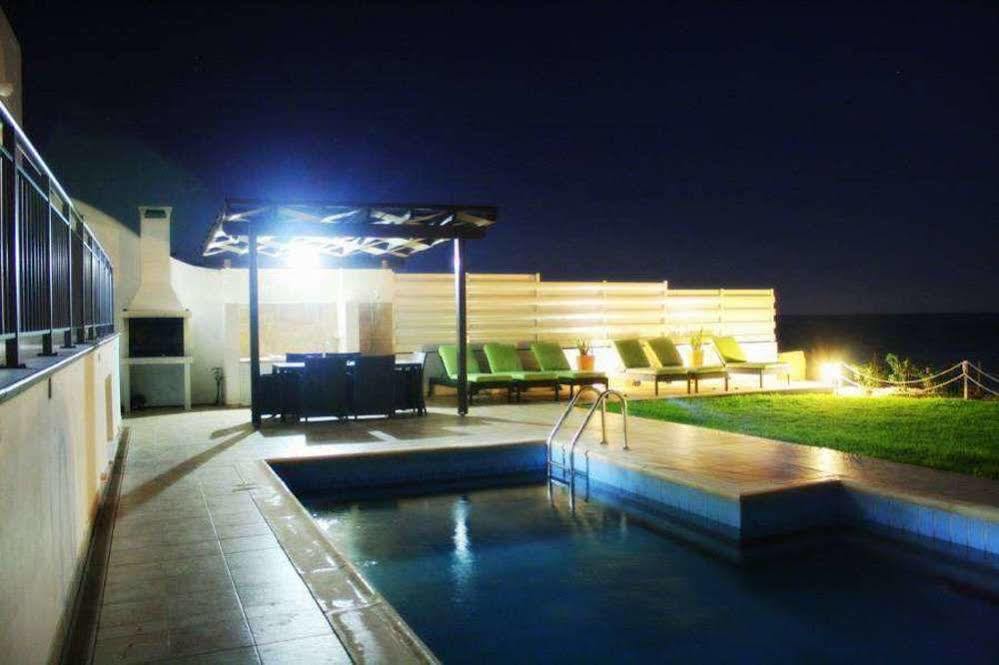Blue Coral Beach Villas Pafos Exterior foto