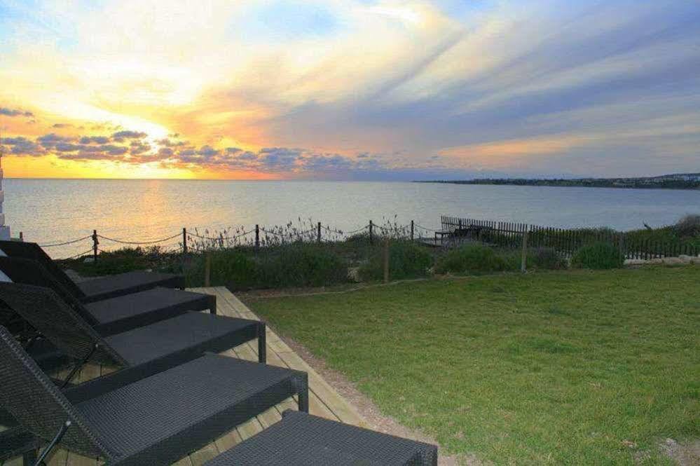 Blue Coral Beach Villas Pafos Exterior foto